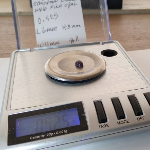 Beautiful Black Ethiopian welo fire opal 0.425 CTW - Picture 4 of 6